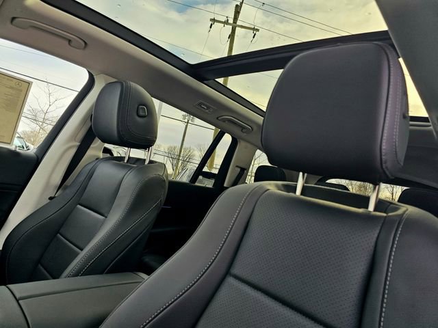 New 2026 Mercedes-Benz GLS 450 4MATIC image 18