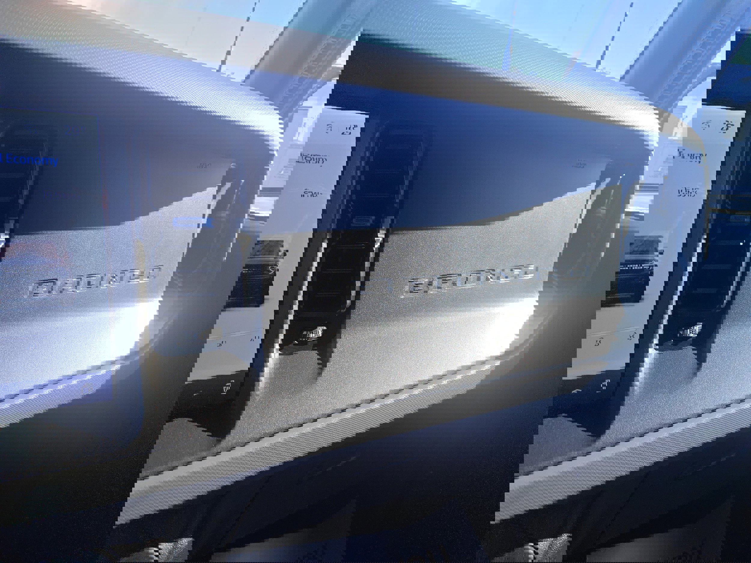 Used 2024 Ford Bronco Black Diamond image 14