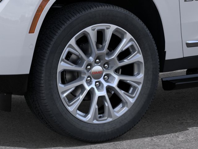 New 2026 GMC Yukon Denali w/ Sun & Power Step Package RWD image 9