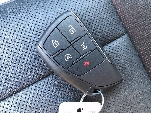 Used 2025 Chevrolet Equinox EV RS FWD image 26