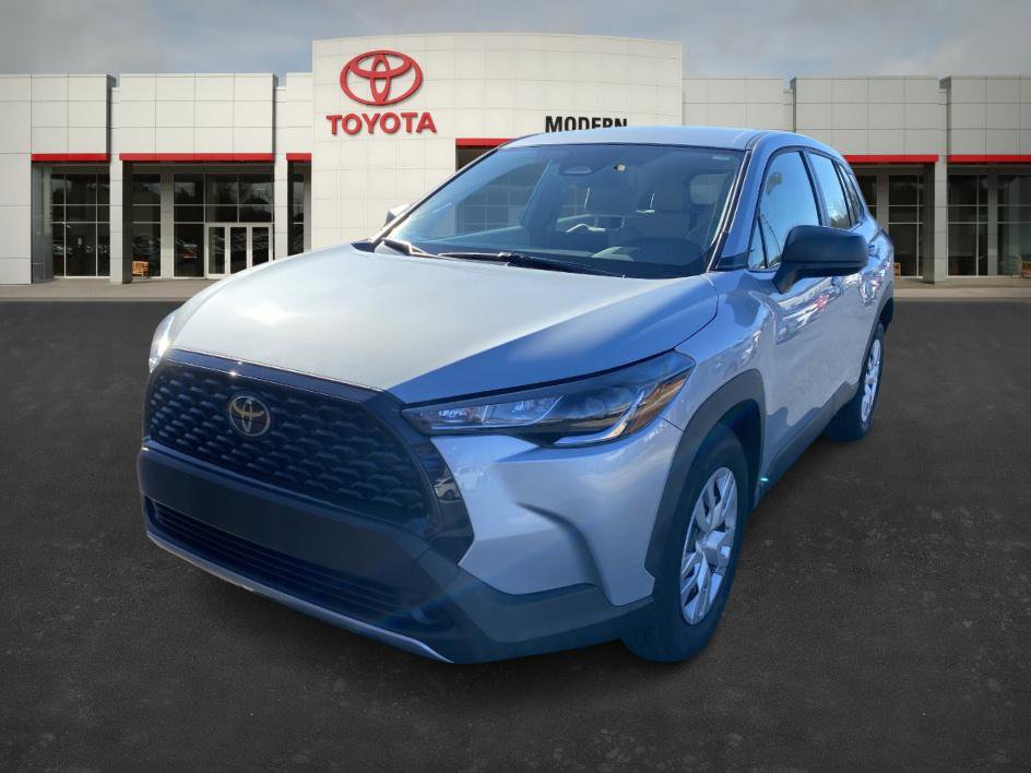 Certified 2025 Toyota Corolla Cross L image 1