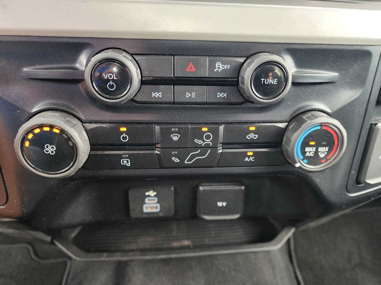 Used 2025 Ford F250 XLT AWD/4WD image 26