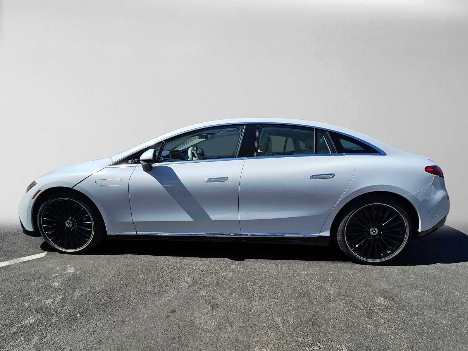 Certified 2023 Mercedes-Benz EQE 500 4MATIC Sedan image 6