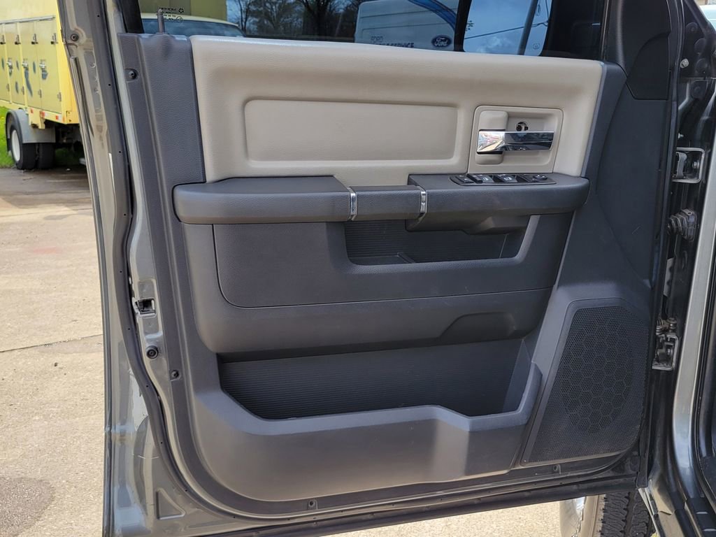 Used 2012 RAM 2500 SLT image 18