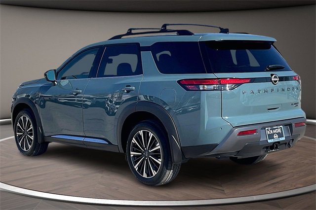 New 2026 Nissan Pathfinder Platinum image 3
