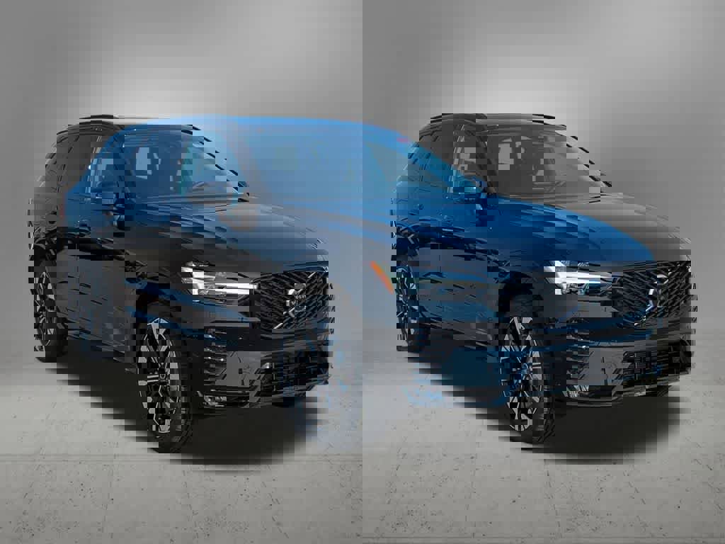 Used 2026 Volvo XC60 B5 Plus w/ Protection Package Premier image 8