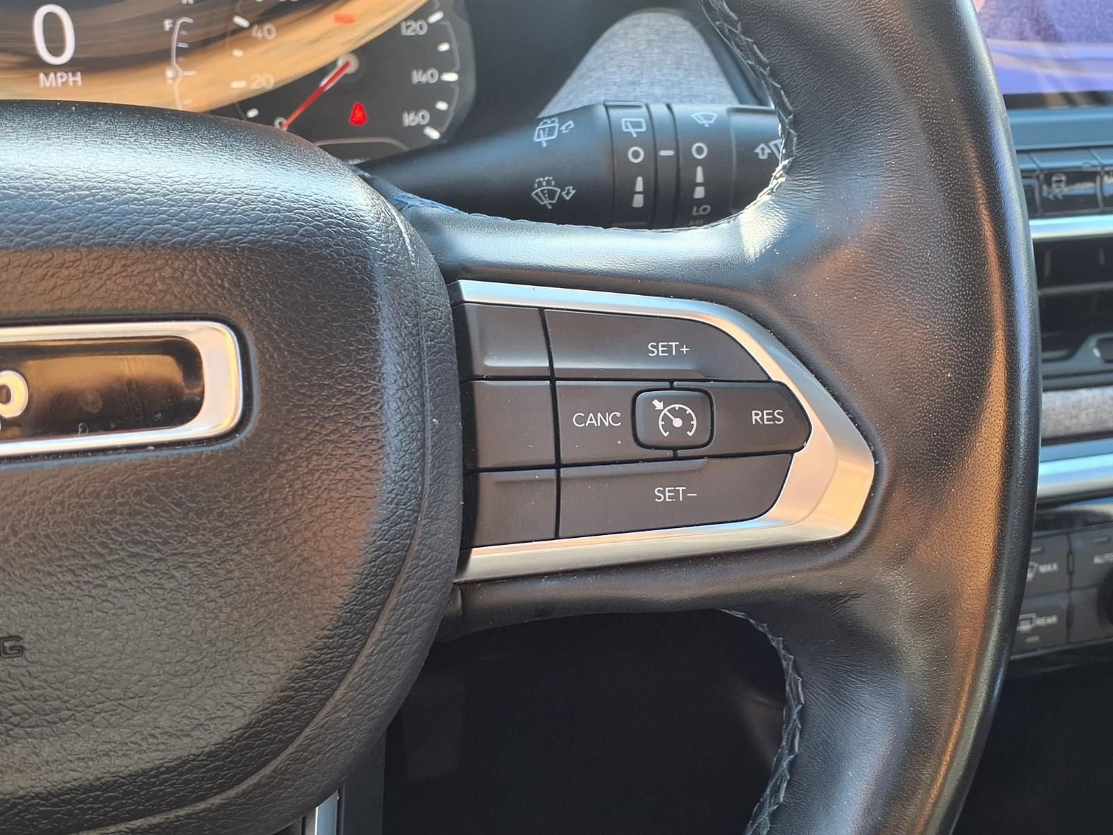 Used 2022 Jeep Compass Latitude w/ Convenience Group FWD image 16