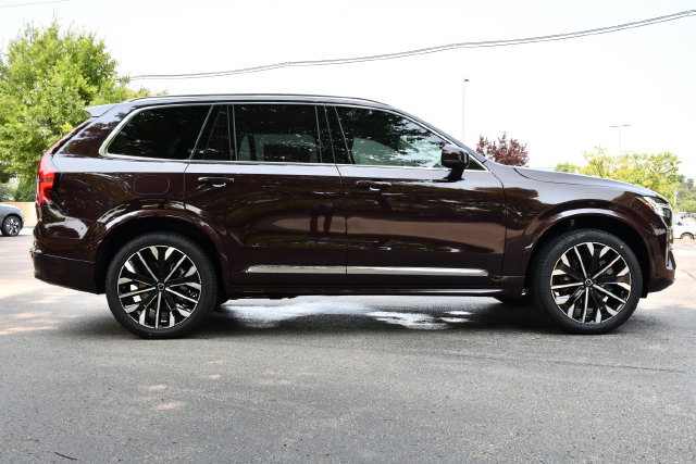 New 2026 Volvo XC90 T8 Ultra w/ Protection Package Premier AWD/4WD image 8
