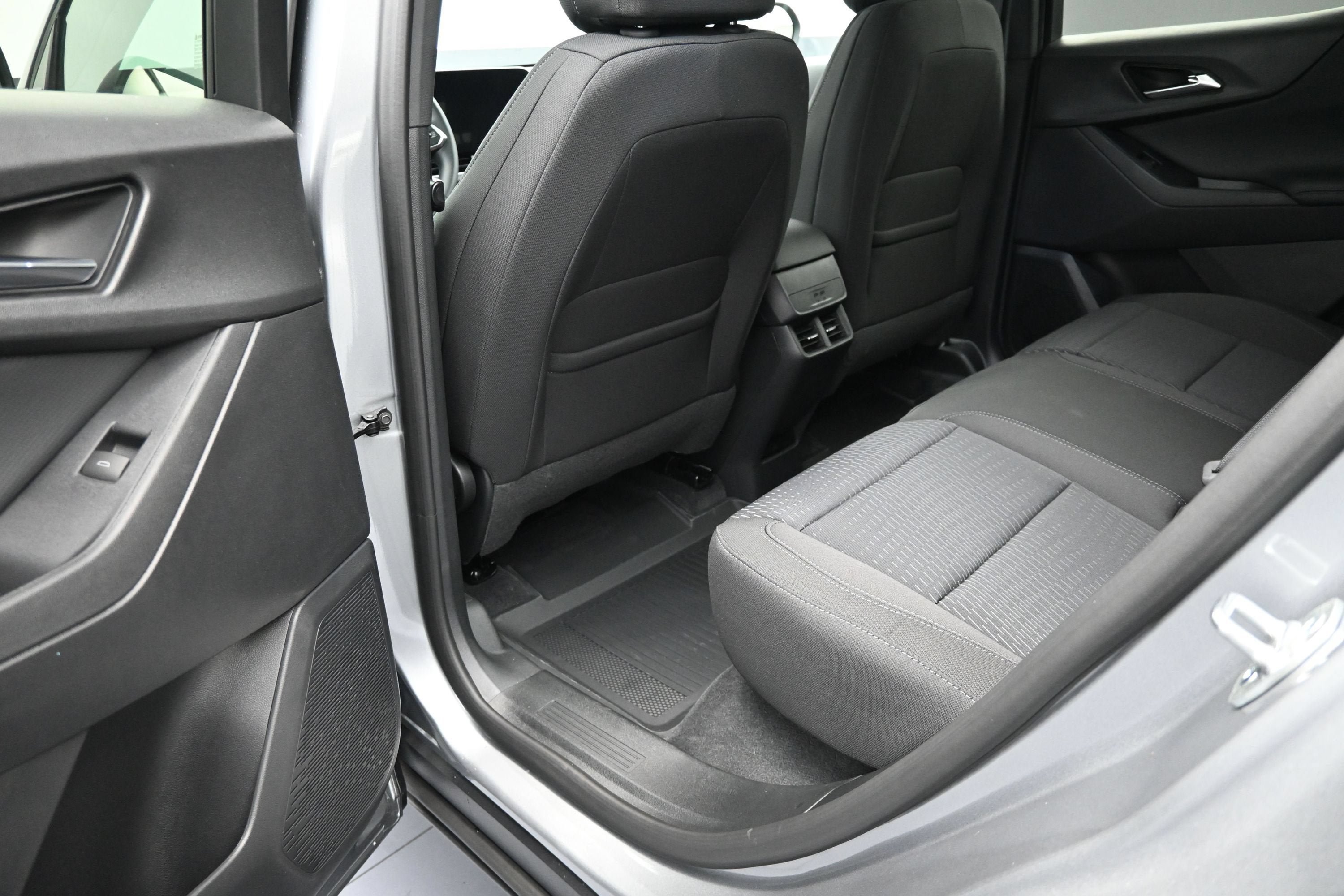 New 2027 Chevrolet Equinox LT FWD image 28