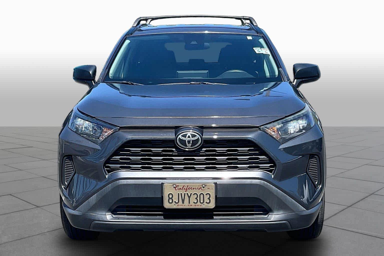 Used 2019 Toyota RAV4 LE w/ Carpet Mat Package FWD image 3