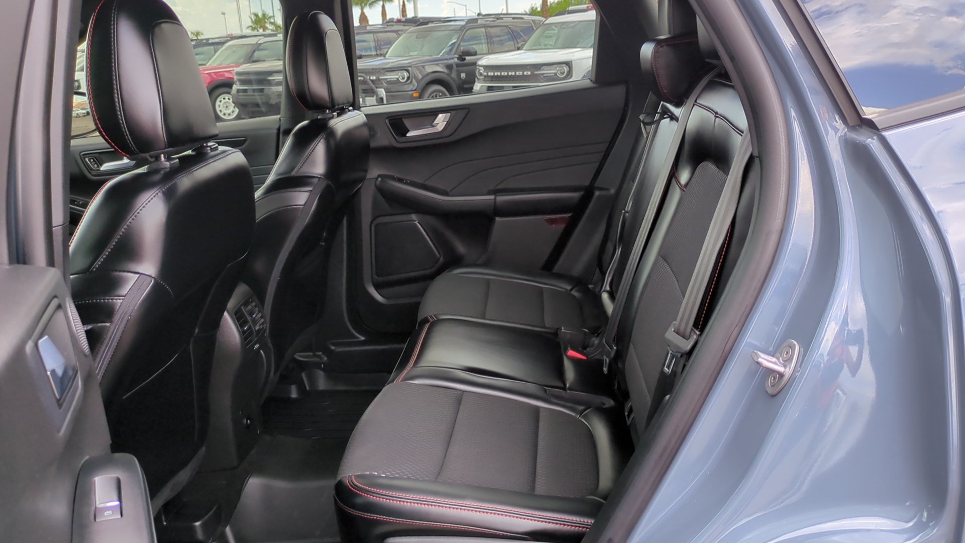 Used 2024 Ford Escape ST-Line Select w/ Tech Pack #2 AWD/4WD image 29