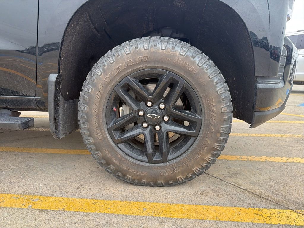 Used 2021 Chevrolet Silverado 1500 LT Trail Boss w/ Bed Protection Package image 28