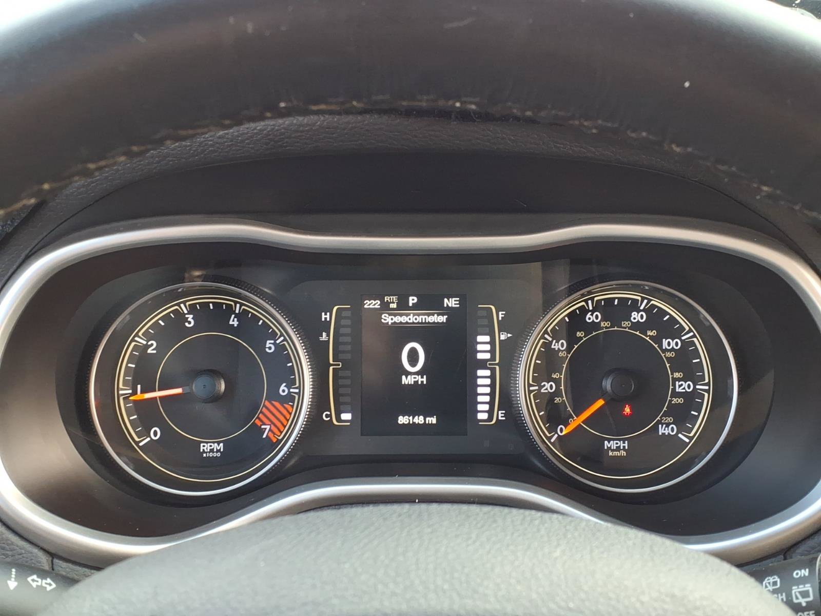 Used 2015 Jeep Cherokee Latitude AWD/4WD image 17