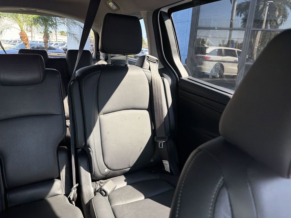 Certified 2024 Honda Odyssey Touring image 13