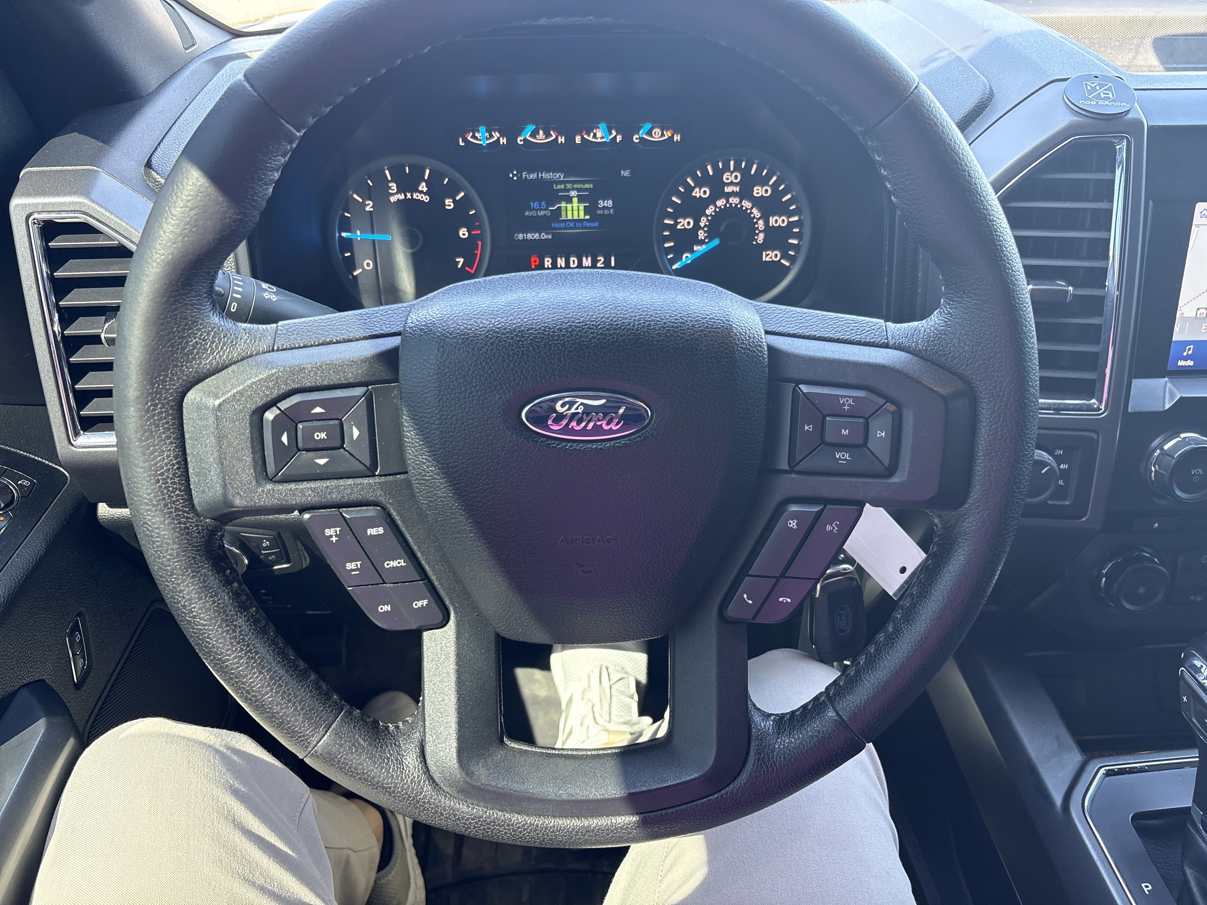 Used 2015 Ford F150 XLT w/ Equipment Group 302A Luxury AWD/4WD image 18