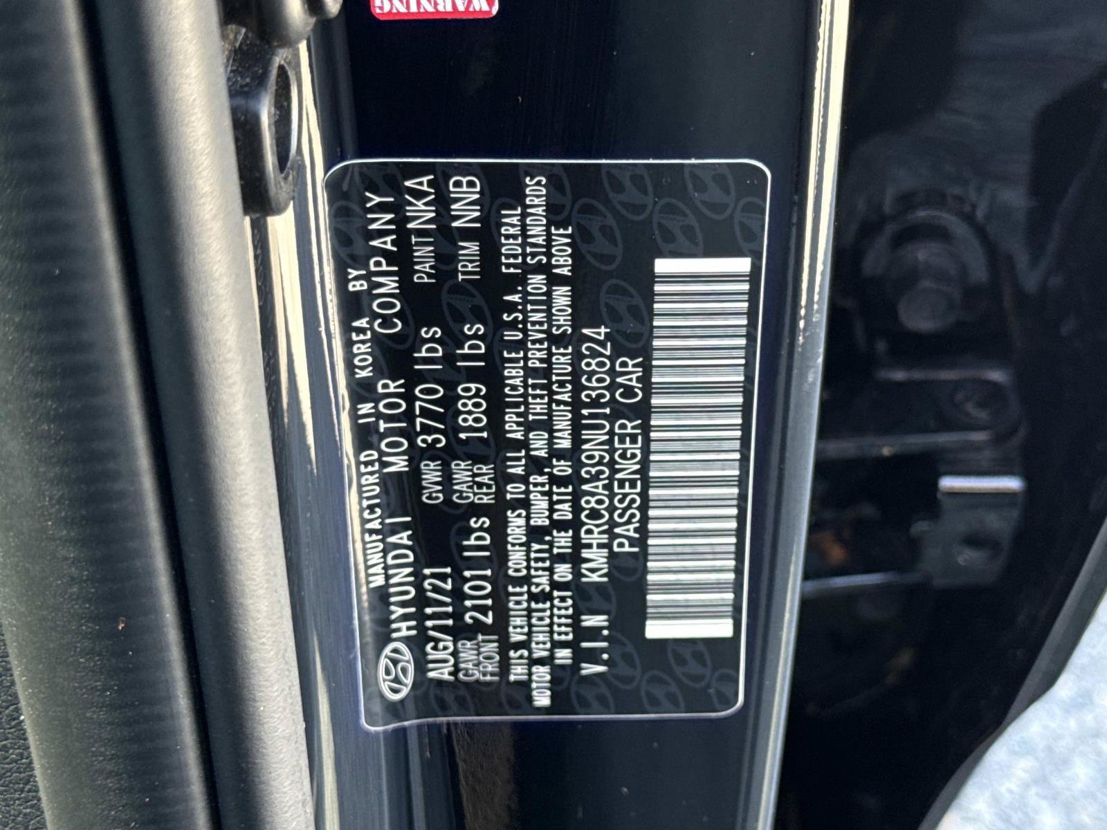 Certified 2022 Hyundai Venue SEL FWD image 31