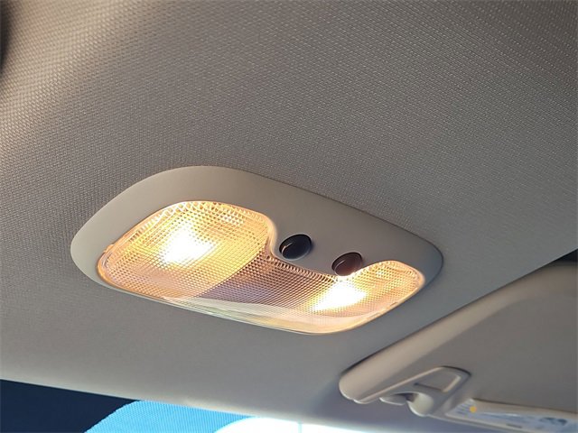 Used 2017 Dodge Journey SE w/ Flexible Seating Group image 25