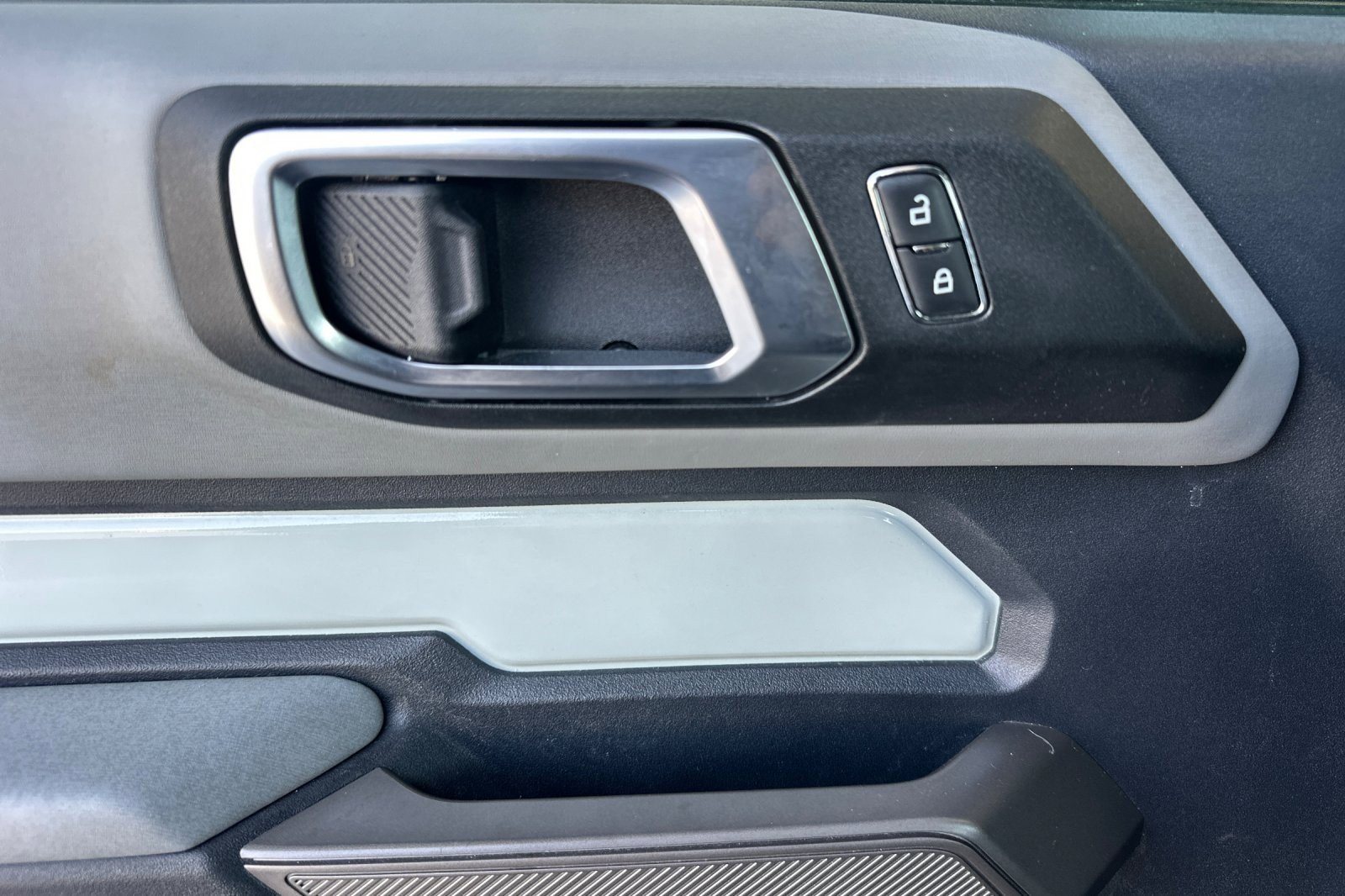 Used 2021 Ford Bronco Badlands image 10