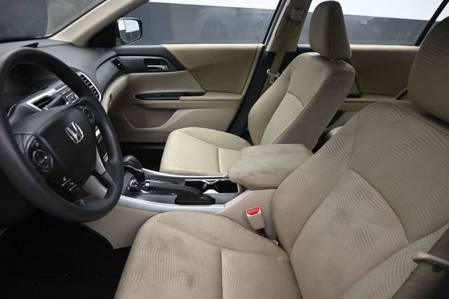 Used 2015 Honda Accord LX image 17