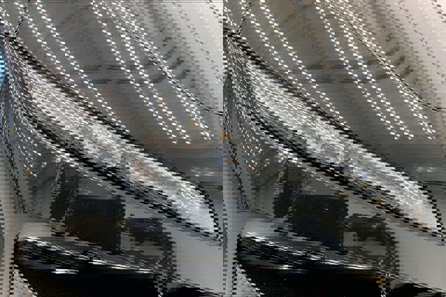 Certified 2024 BMW 750e xDrive w/ Executive Package AWD/4WD image 30