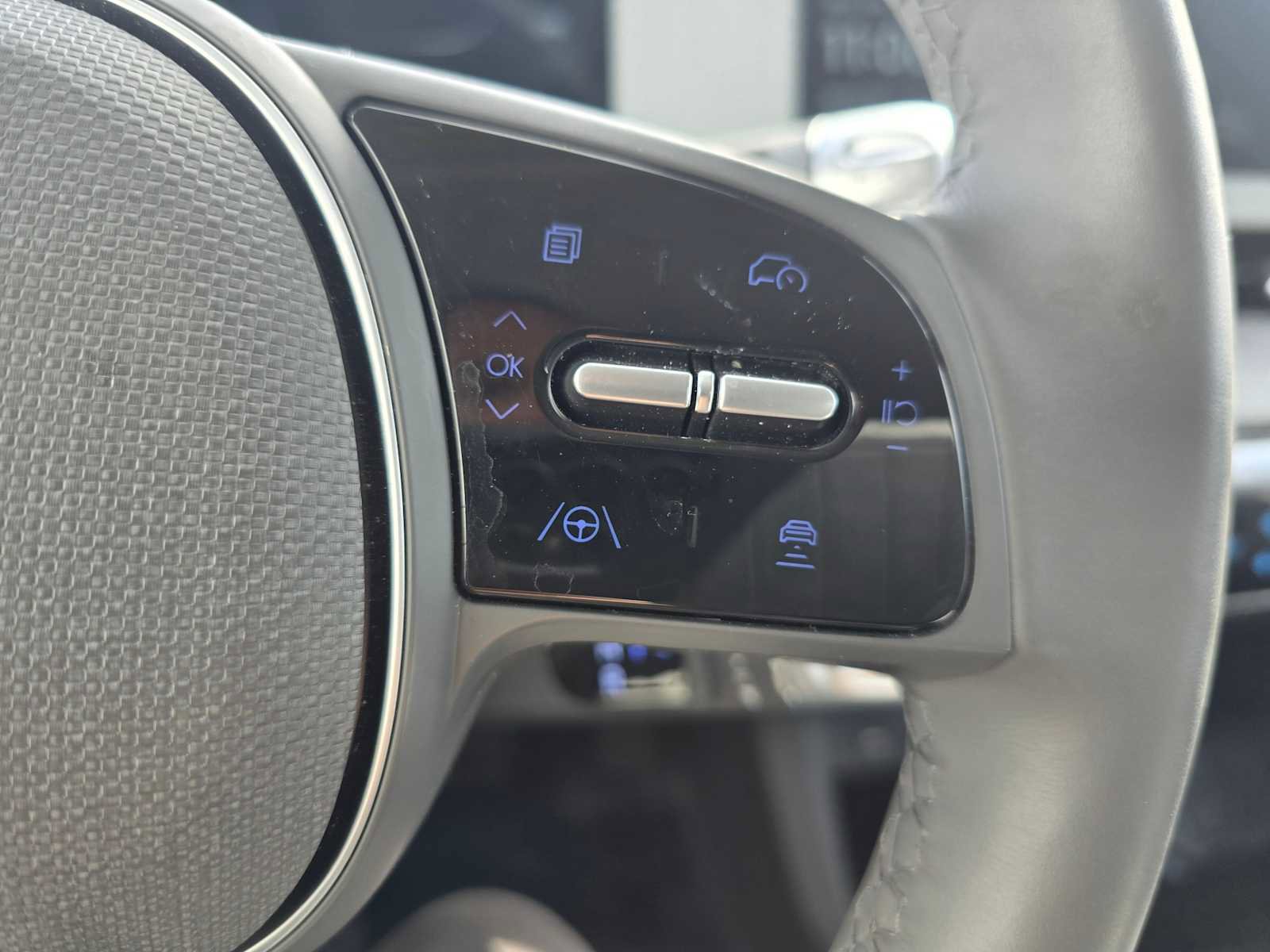 Used 2024 Hyundai Ioniq 5 SEL image 31