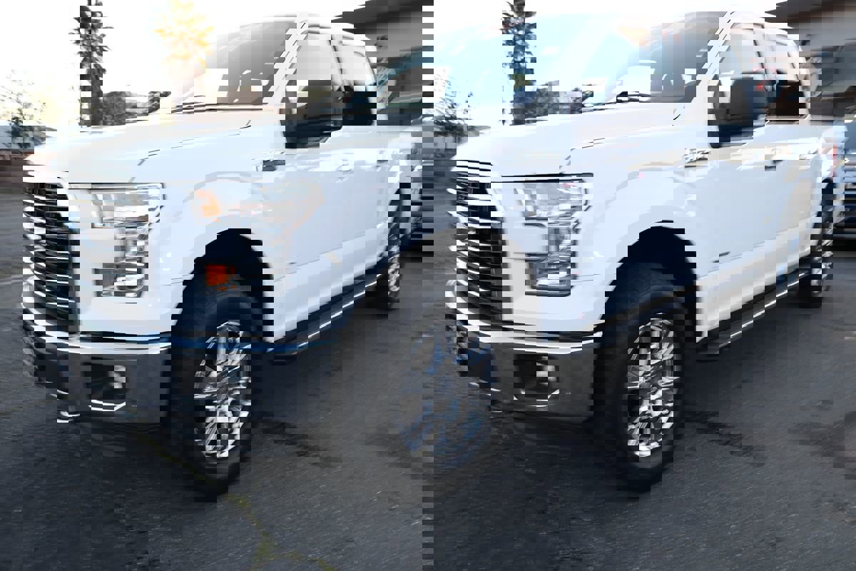 Used 2016 Ford F150 XLT w/ Equipment Group 302A Luxury image 33