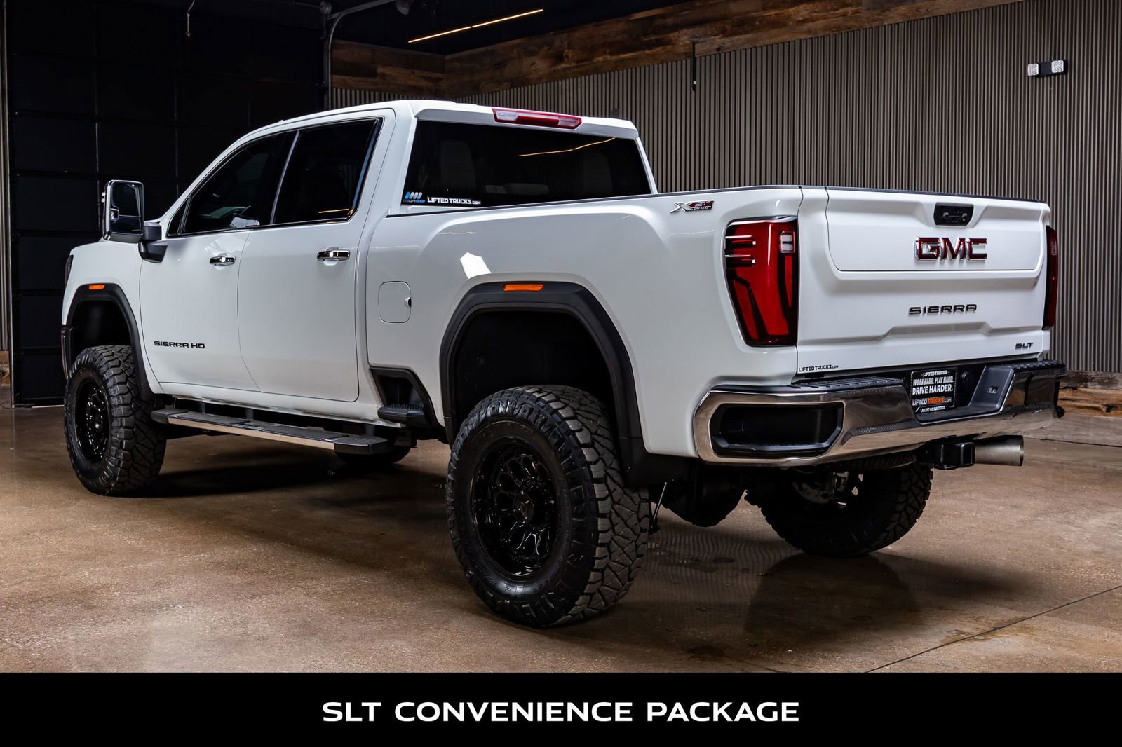 Used 2025 GMC Sierra 2500 SLT image 7