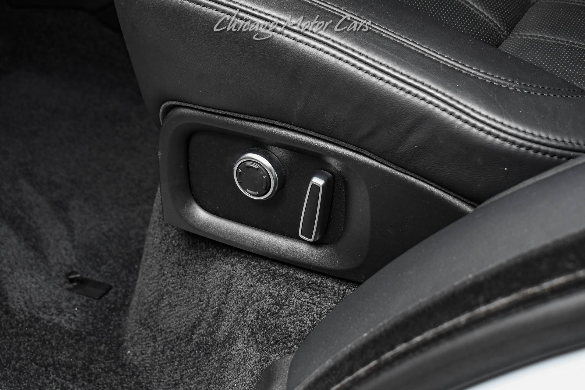 Used 2016 Land Rover Range Rover Long Wheelbase Supercharged image 30