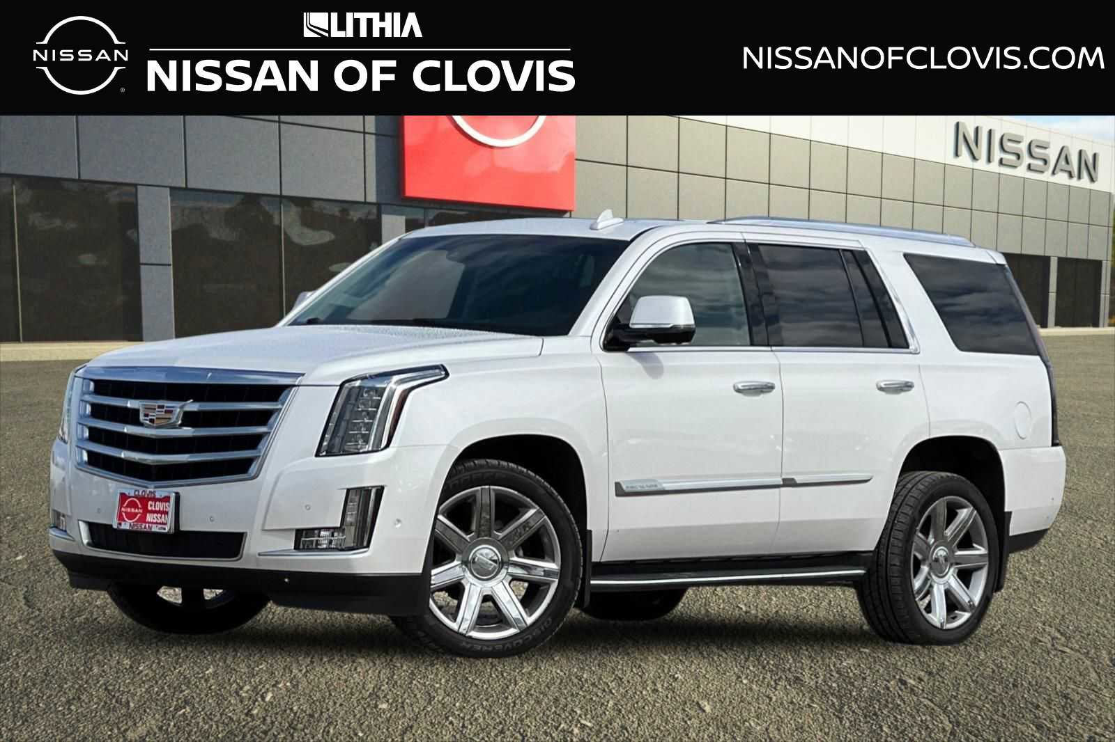 Used 2017 Cadillac Escalade Premium Luxury AWD/4WD image 1