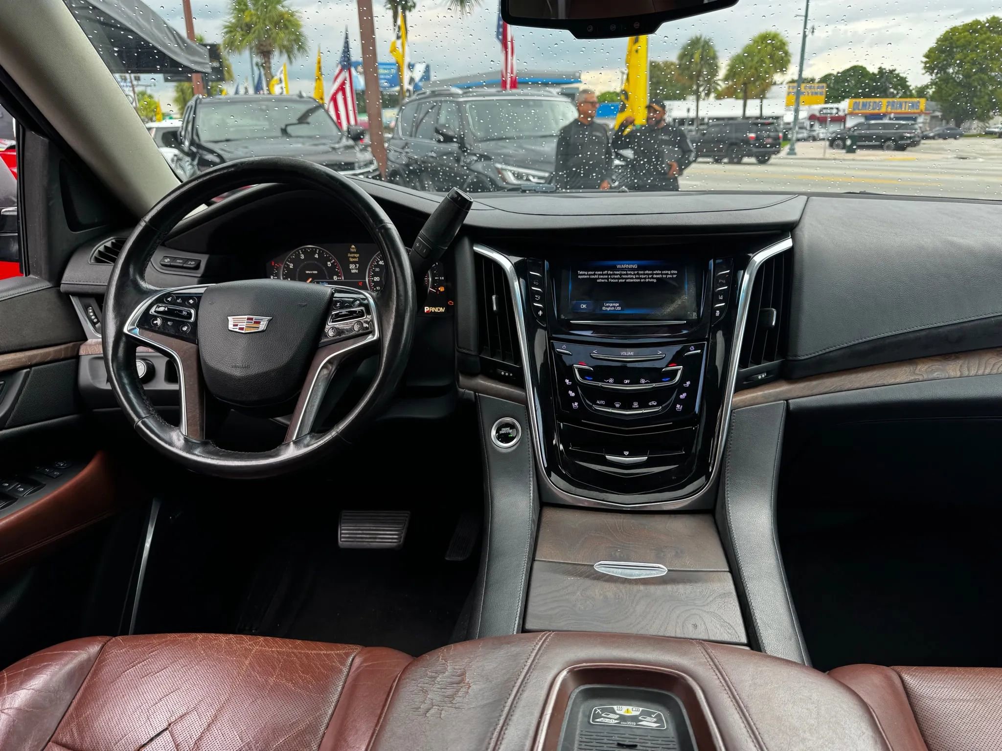 Used 2015 Cadillac Escalade Premium RWD image 17