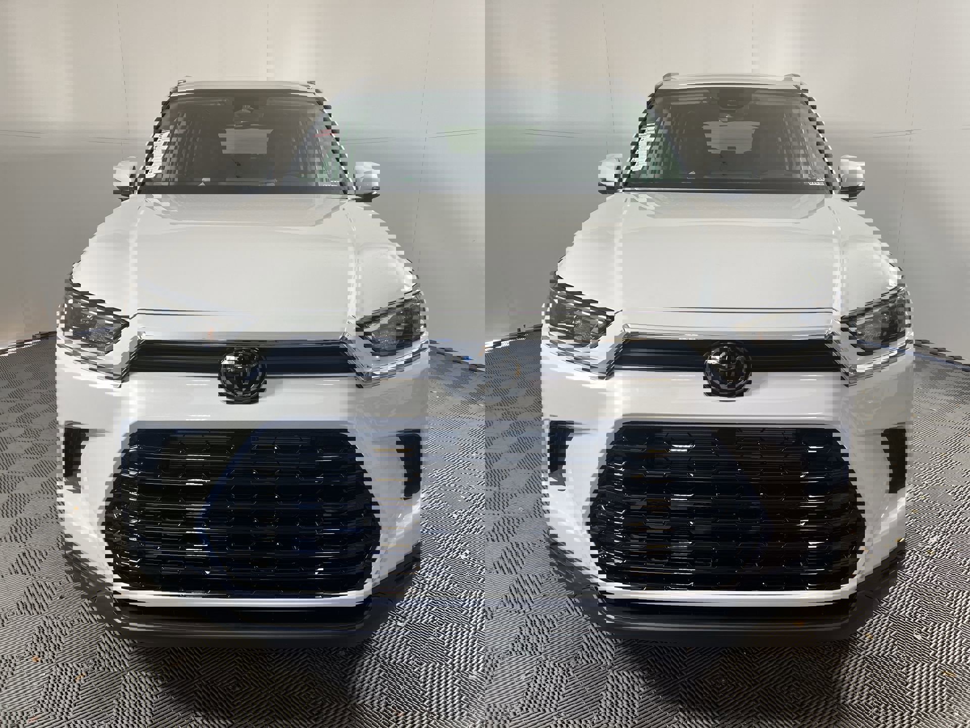 New 2024 Toyota Grand Highlander XLE image 11