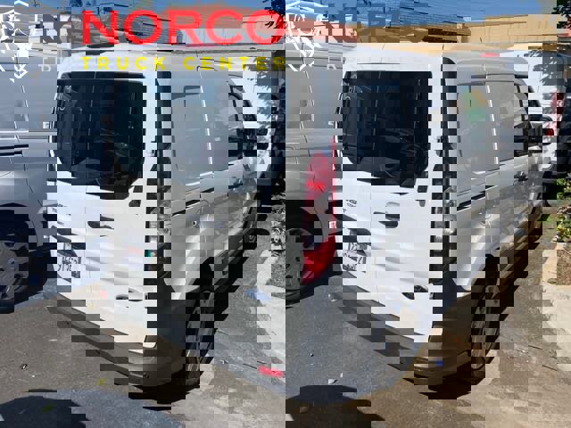 Used 2017 Ford Transit Connect XL image 3