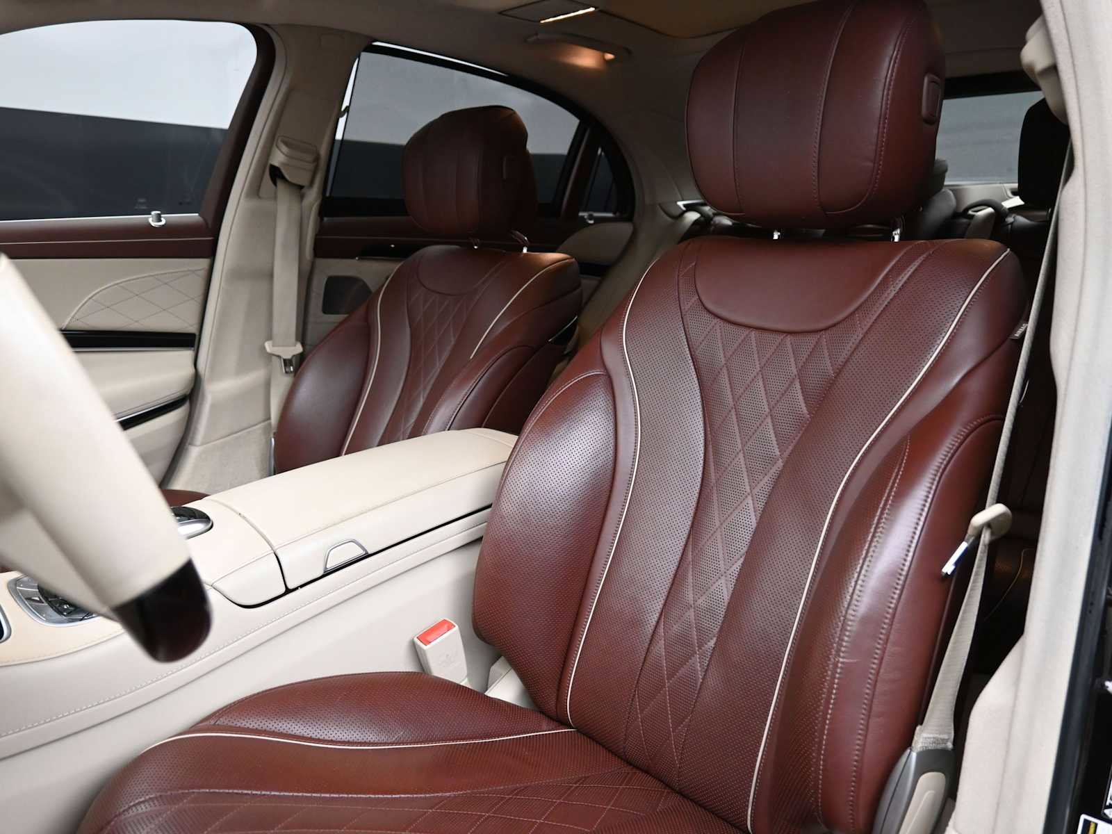 Used 2018 Mercedes-Benz S 560 Sedan image 5