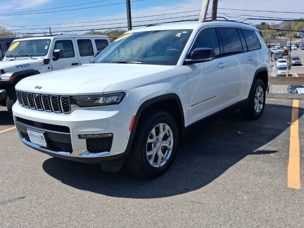 Used 2023 Jeep Grand Cherokee L Limited w/ Luxury Tech Group II AWD/4WD image 5