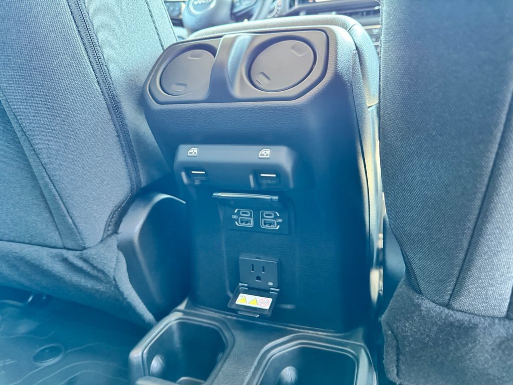 New 2026 Jeep Gladiator Sport AWD/4WD image 14