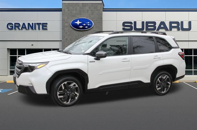 Used 2025 Subaru Forester Premium AWD/4WD image 6