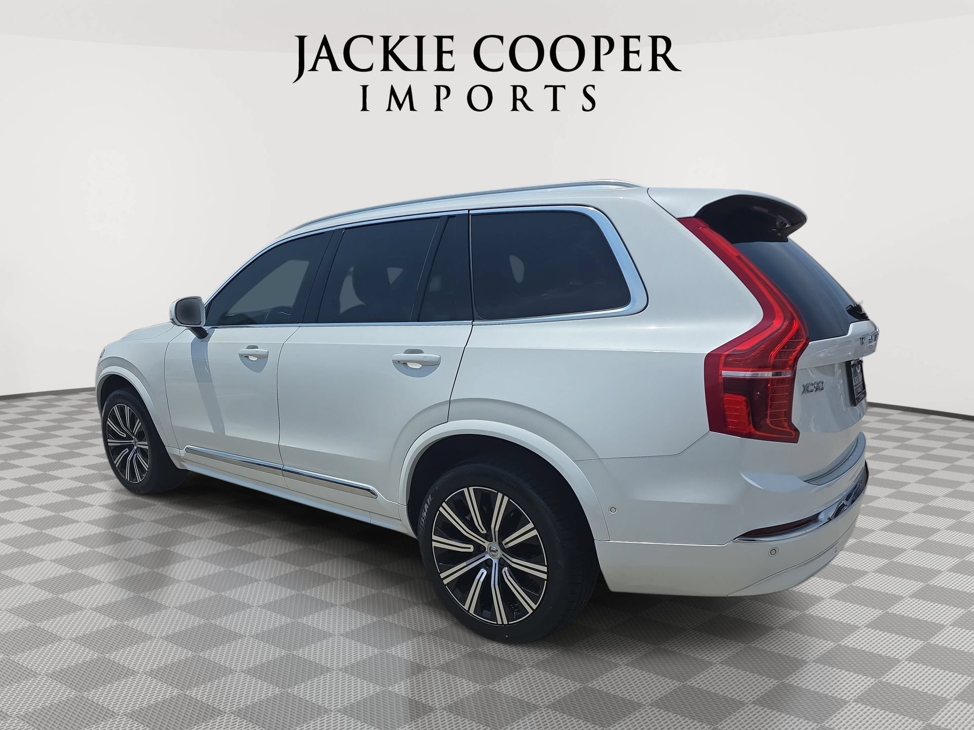 Used 2023 Volvo XC90 B6 Plus w/ Protection Package Premier AWD/4WD image 7