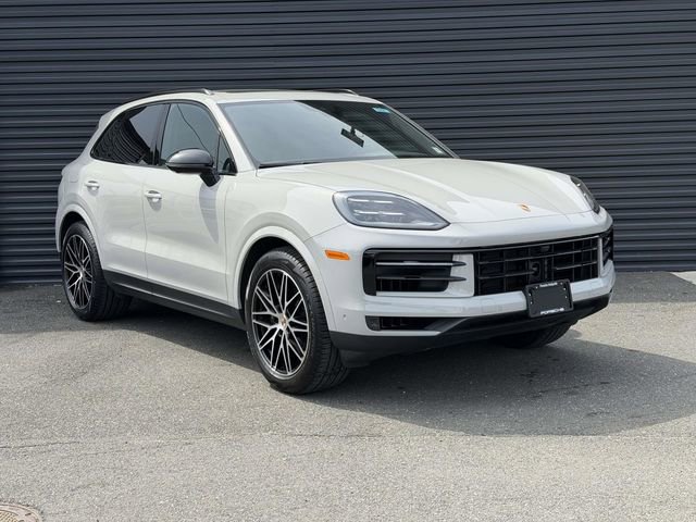 Used 2026 Porsche Cayenne AWD/4WD image 7