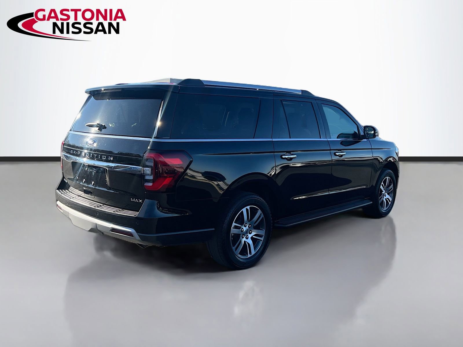 Used 2024 Ford Expedition Max Limited image 9