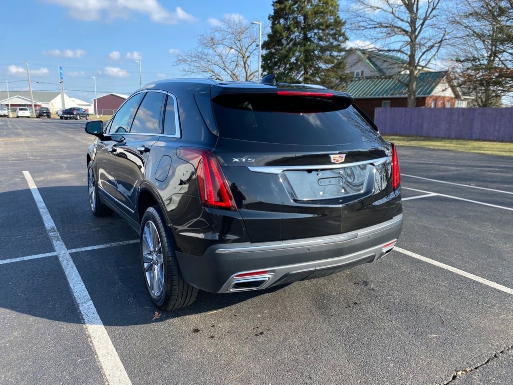 Used 2025 Cadillac XT5 Premium Luxury image 5