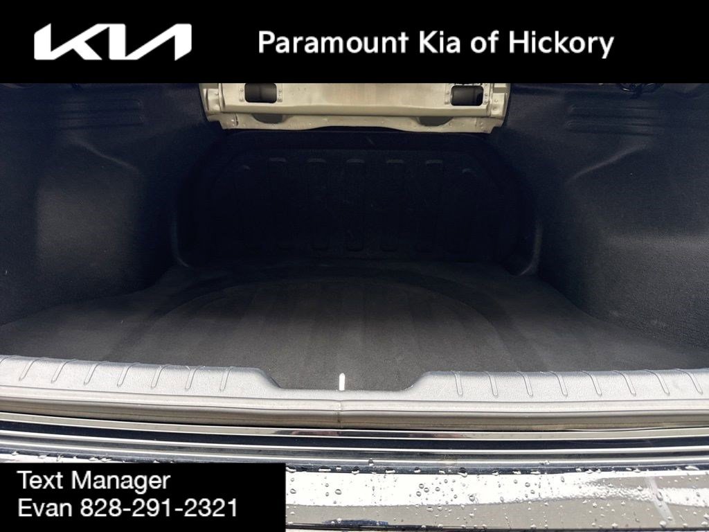 Used 2025 Kia K4 LX image 11