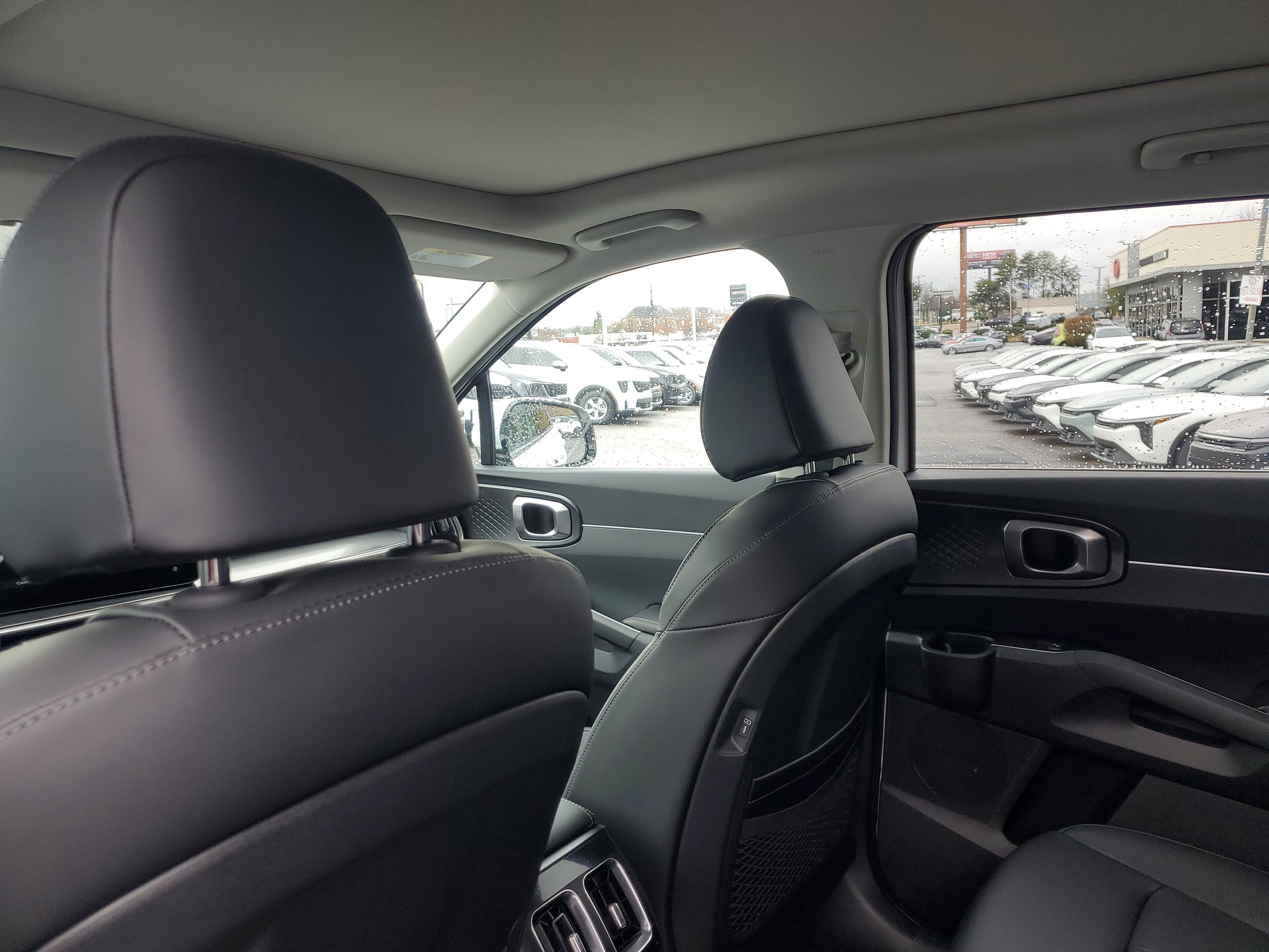 New 2026 Kia Sorento S w/ S Panoramic Sunroof Package image 11