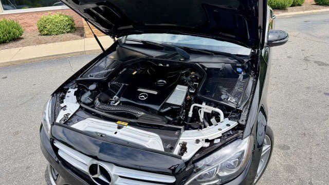 Used 2016 Mercedes-Benz C 300 4MATIC Sedan image 21