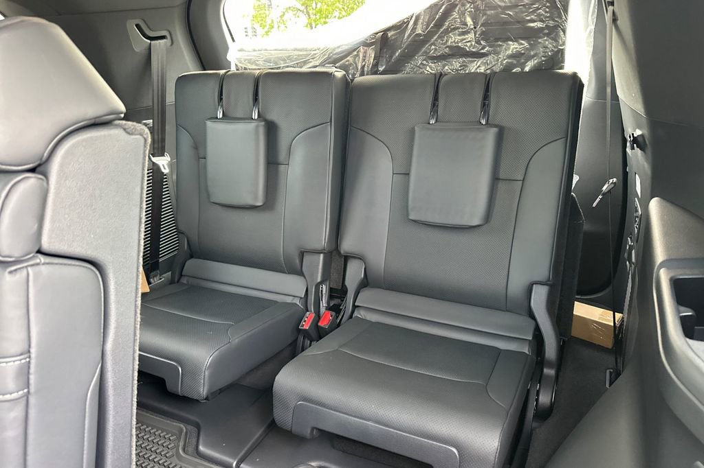 New 2026 Lexus LX 600 4WD w/ Luxury Package image 16