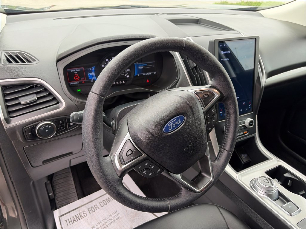 Used 2024 Ford Edge SEL w/ Convenience Package AWD/4WD image 18
