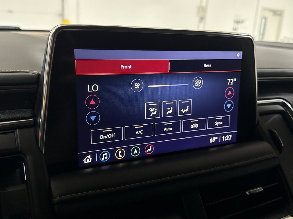 Used 2021 GMC Yukon AT4 w/ Rear Media and Nav Package AWD/4WD image 17