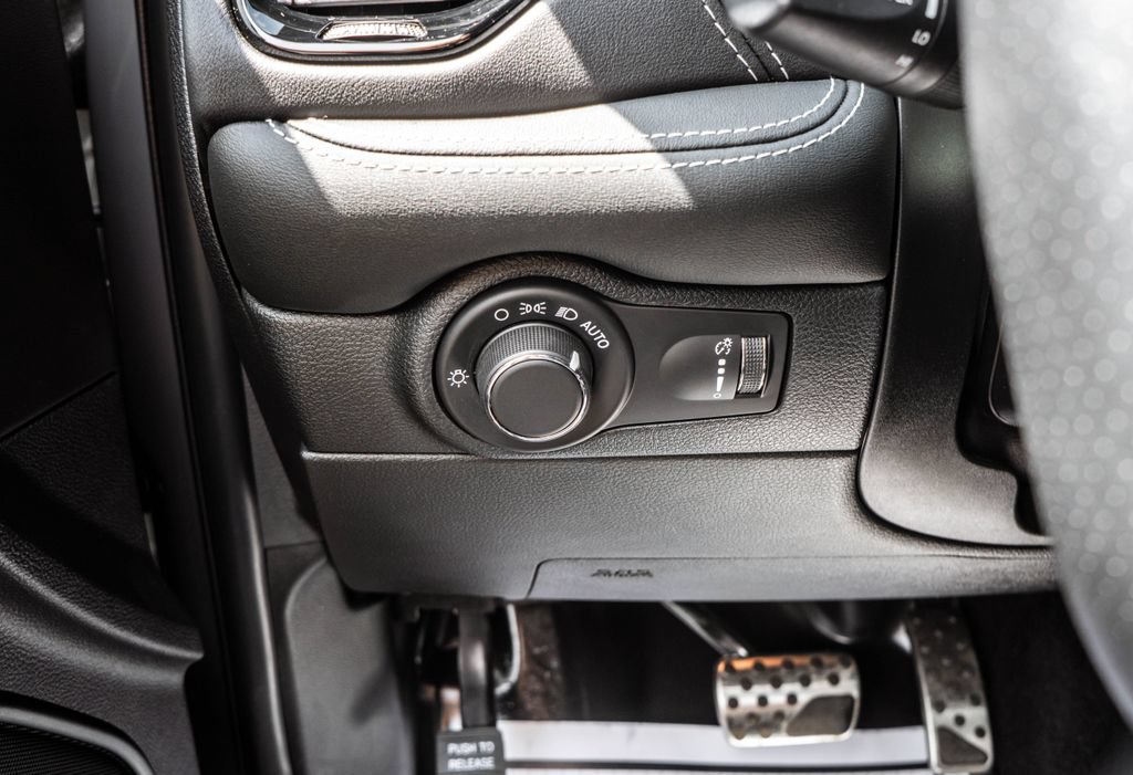 Used 2024 Dodge Durango SRT AWD/4WD image 19