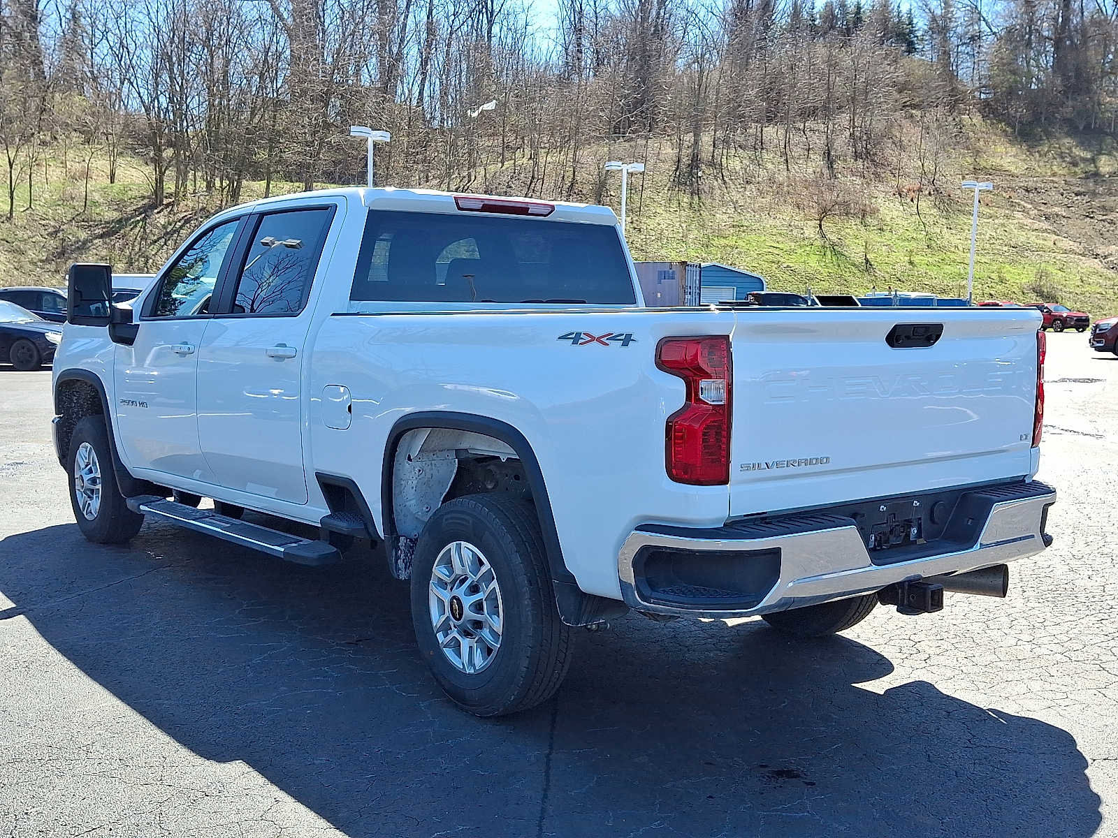 Used 2025 Chevrolet Silverado 2500 LT w/ Convenience Package AWD/4WD image 4