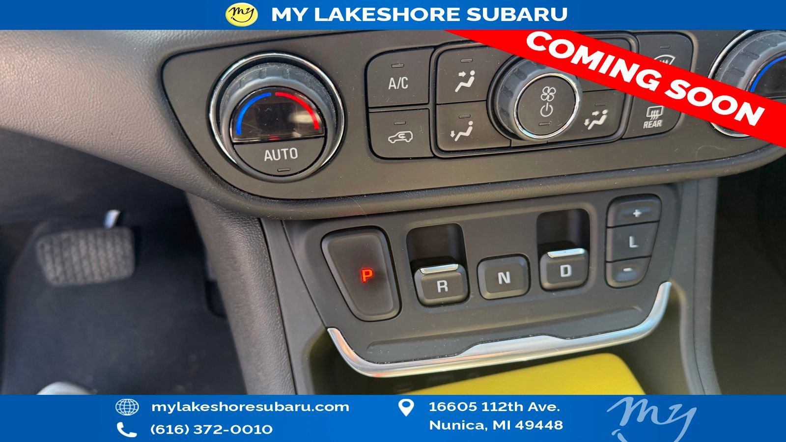 Used 2018 GMC Terrain Denali w/ Advanced Safety Package AWD/4WD image 12