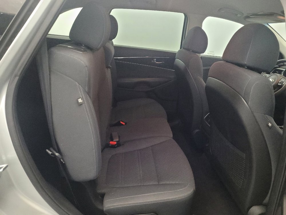 Used 2018 Kia Sorento LX AWD/4WD image 19